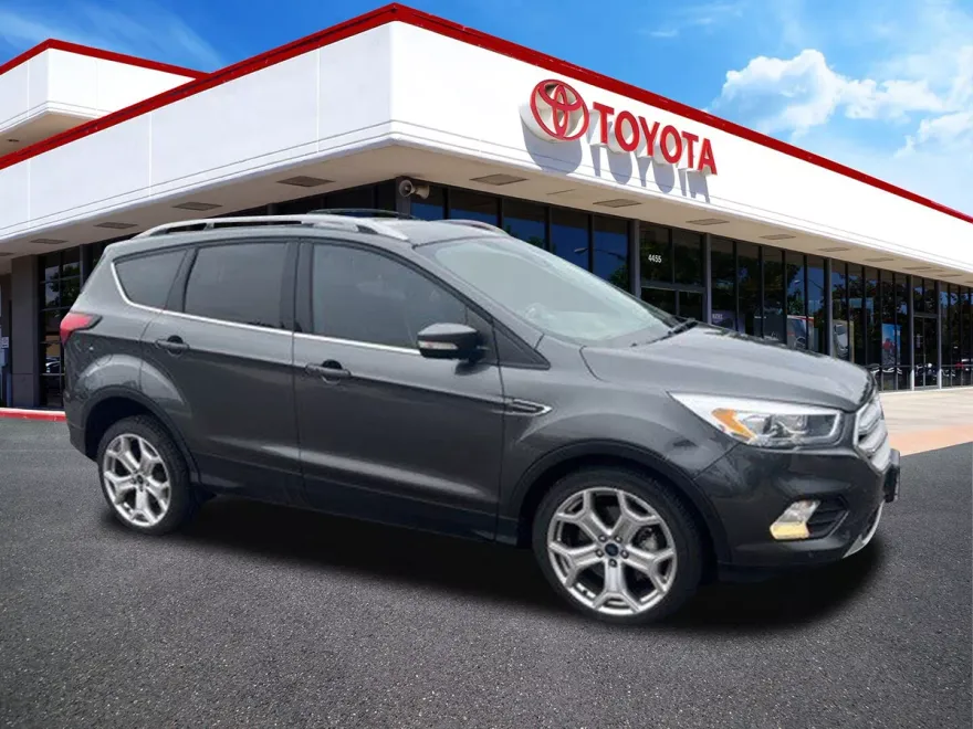 2019 Ford Escape Titanium photo 1