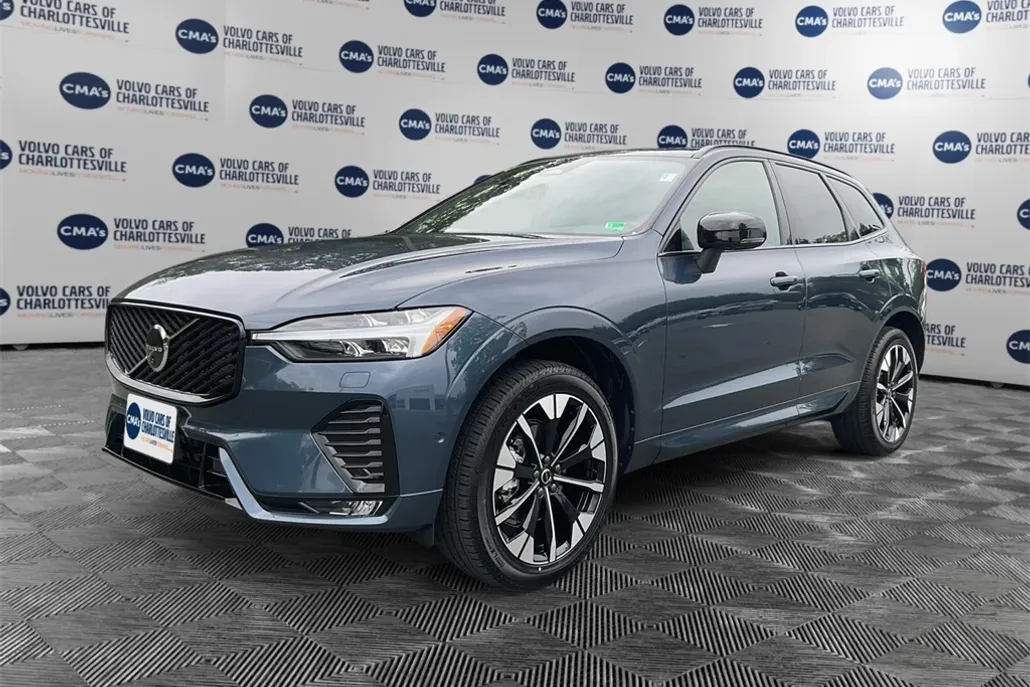 2026 Volvo XC60 B5 Plus photo 1