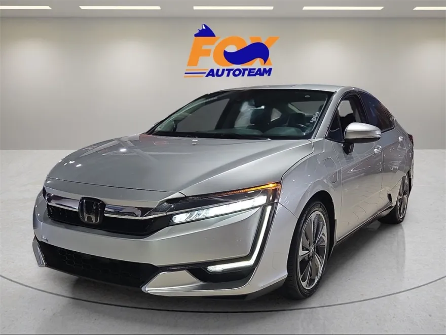 2018 Honda Clarity Plug-In Hybrid Touring photo 1