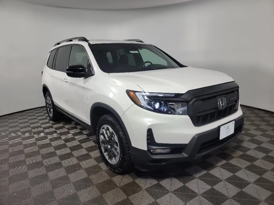 2024 Honda Passport TrailSport photo 1