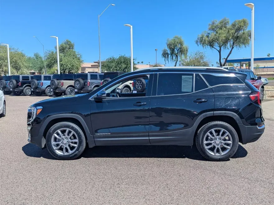 2024 Gmc Terrain SLT photo 1