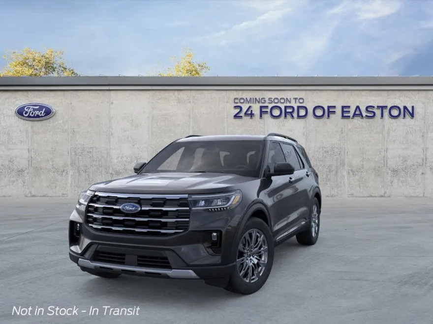 2025 Ford Explorer photo 1