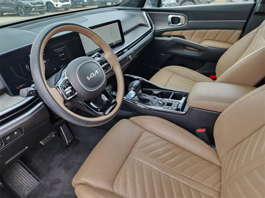 2024 Kia Sorento X-Line SX Prestige photo 1
