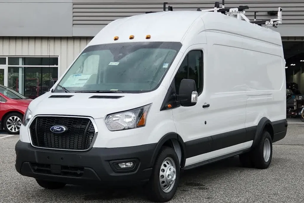 2024 Ford Transit Cargo Van photo 1