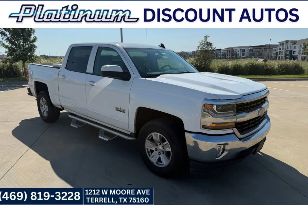 2018 Chevrolet Silverado 1500 LT photo 1
