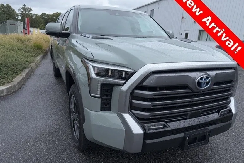 2024 Toyota Tundra Limited photo 1