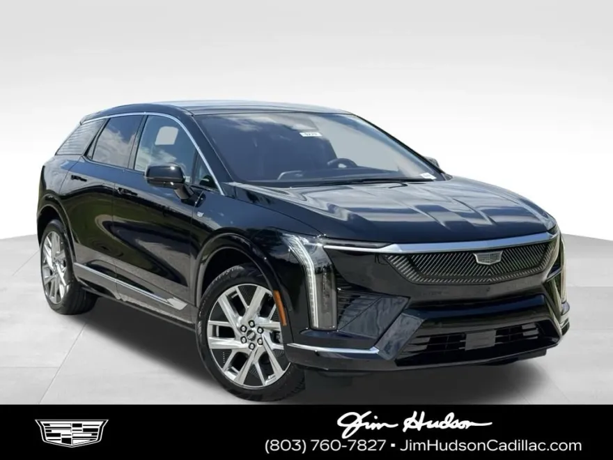 2025 Cadillac Optiq Luxury photo 1