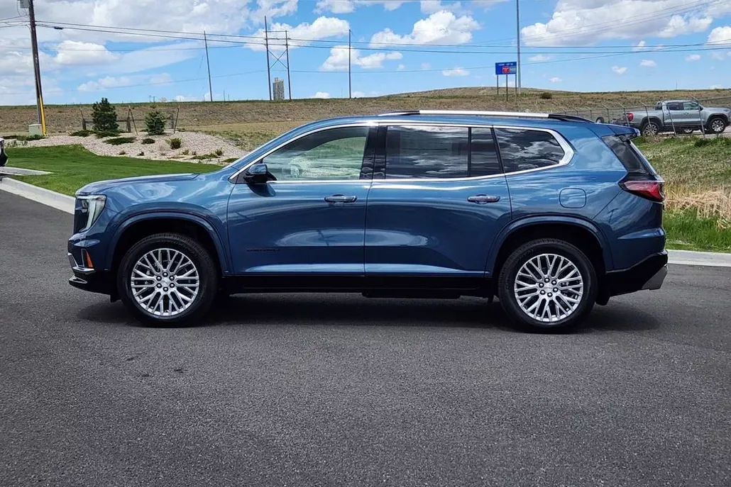 2025 Gmc Acadia Denali photo 1