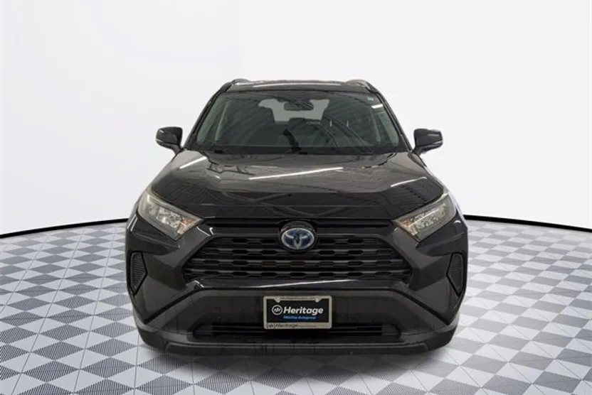 2019 Toyota RAV4 Hybrid LE Sport photo 1