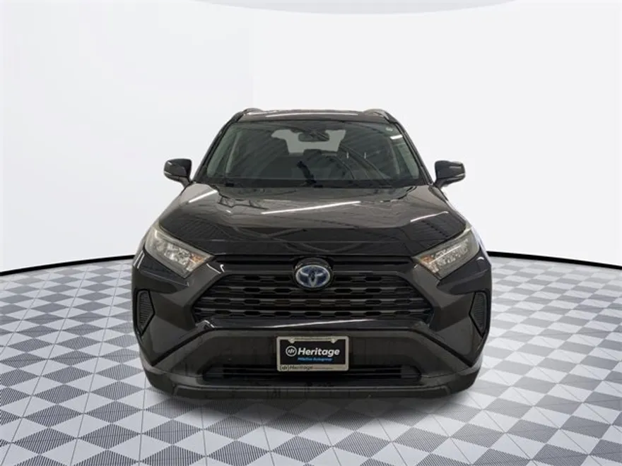 2019 Toyota RAV4 Hybrid LE Sport photo 1