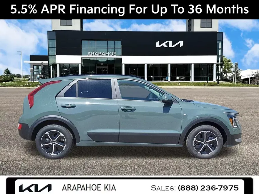 2025 Kia Niro EX photo 1