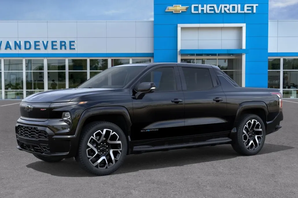 2025 Chevrolet Silverado EV RST photo 1