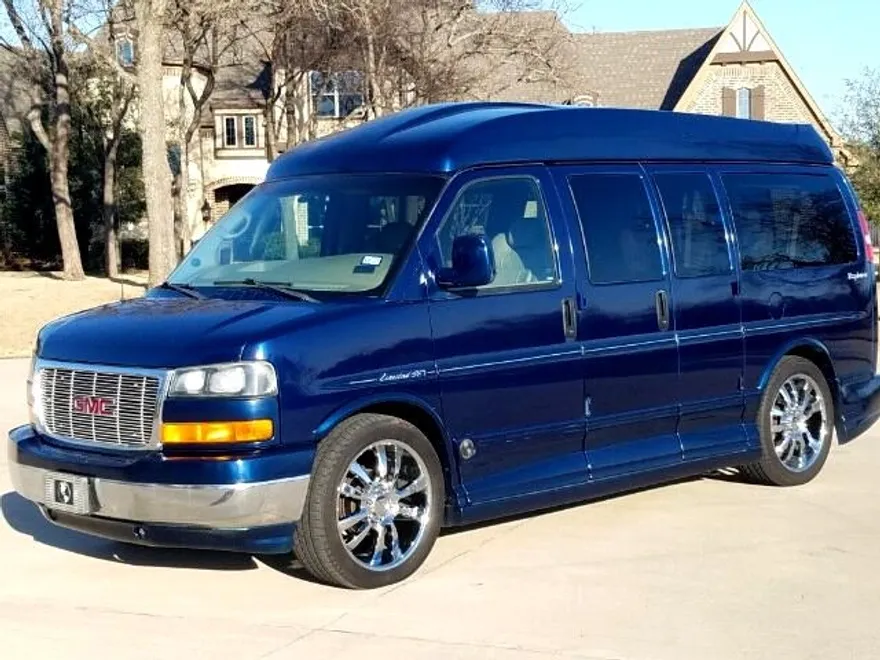 2004 Gmc Savana 1500 photo 1