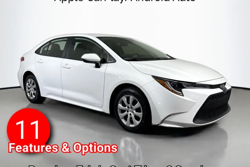 2022 Toyota Corolla LE photo 1