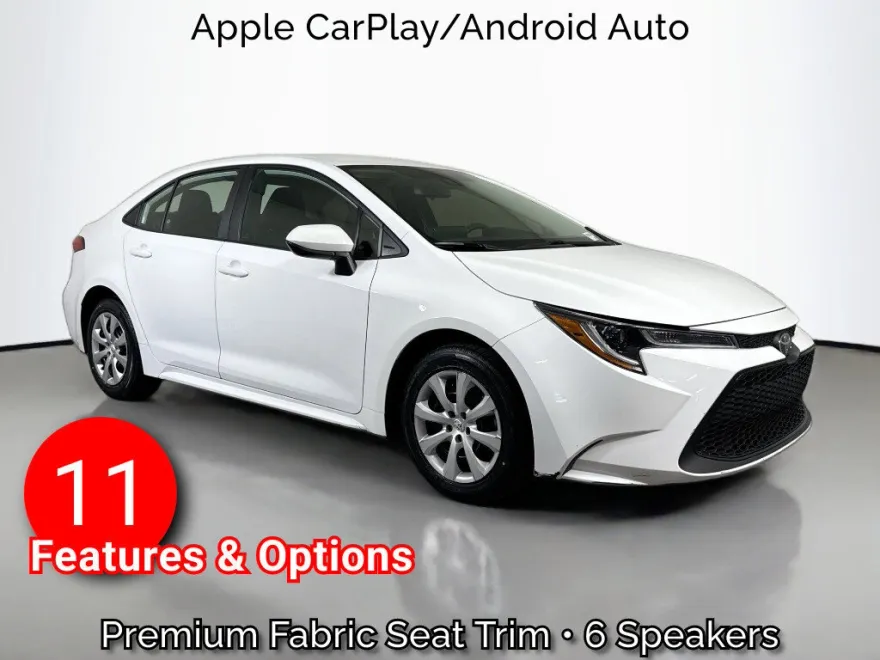2022 Toyota Corolla LE photo 1