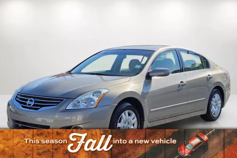2011 Nissan Altima 2.5 S photo 1