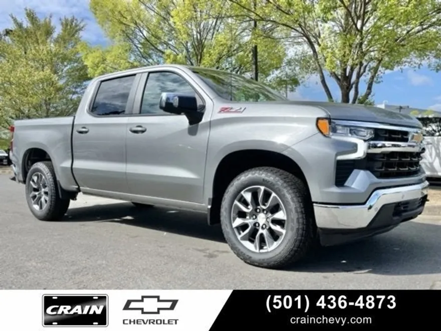 2025 Chevrolet Silverado 1500 LT photo 1