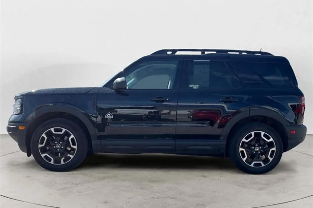2022 Ford Bronco Sport Outer Banks photo 1