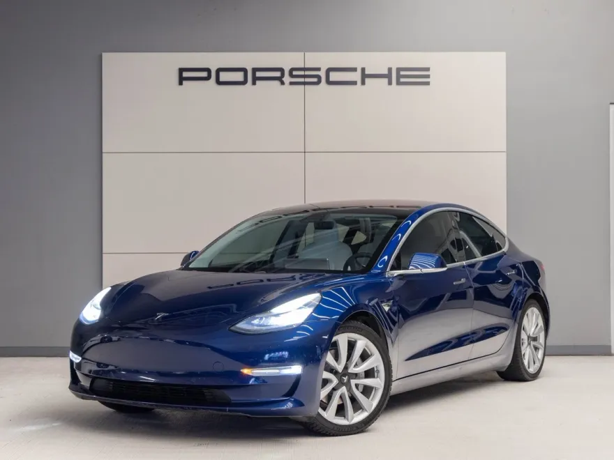 2018 Tesla Model 3 Long Range photo 1