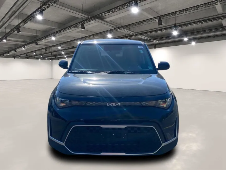 2024 Kia Soul LX photo 1