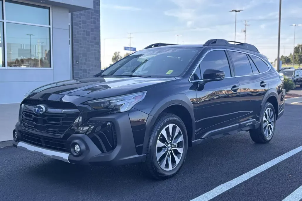 2024 Subaru Outback Limited photo 1