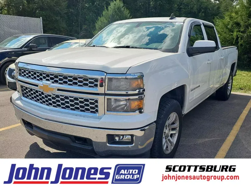 2015 Chevrolet Silverado 1500 LT photo 1