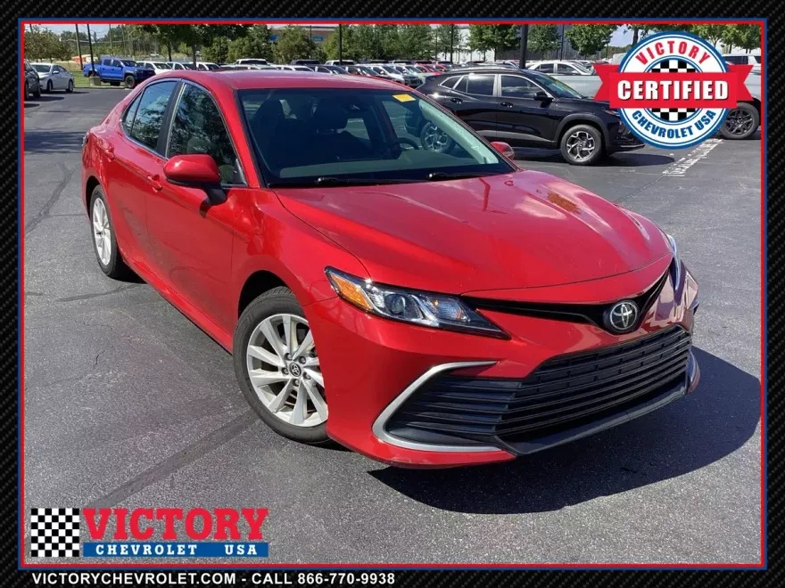 2024 Toyota Camry LE photo 1
