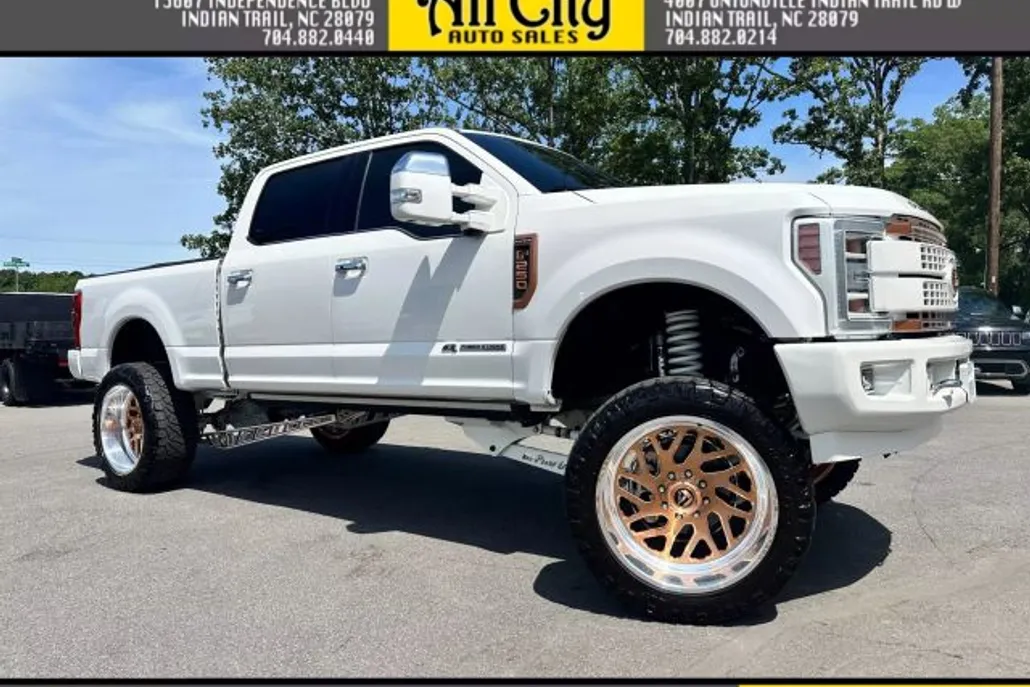 2019 Ford F-250 photo 1