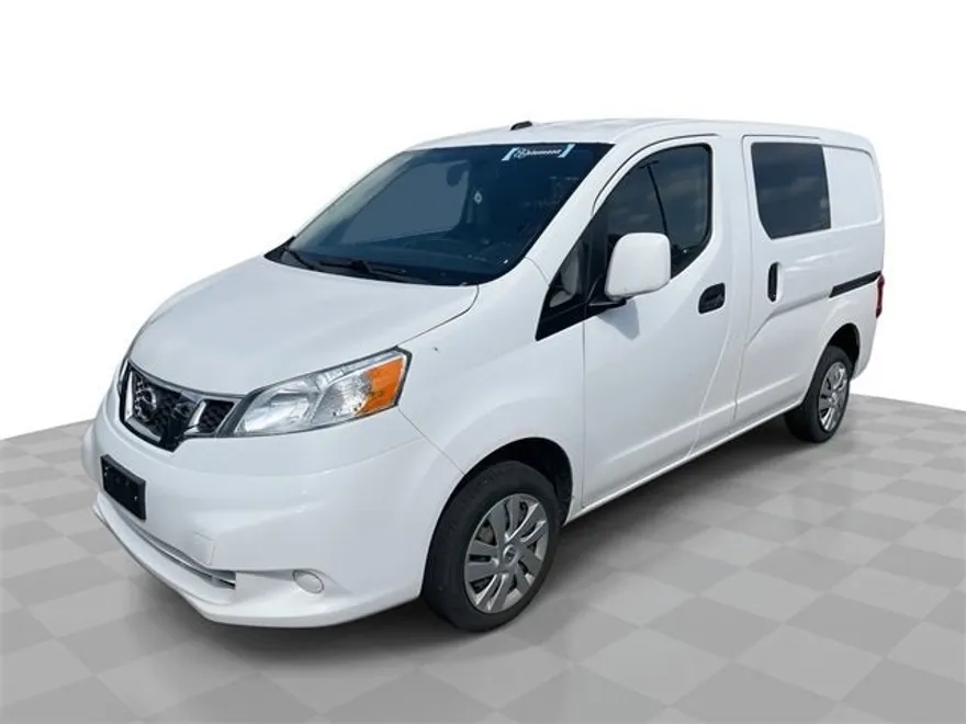 2020 Nissan NV200 SV photo 1