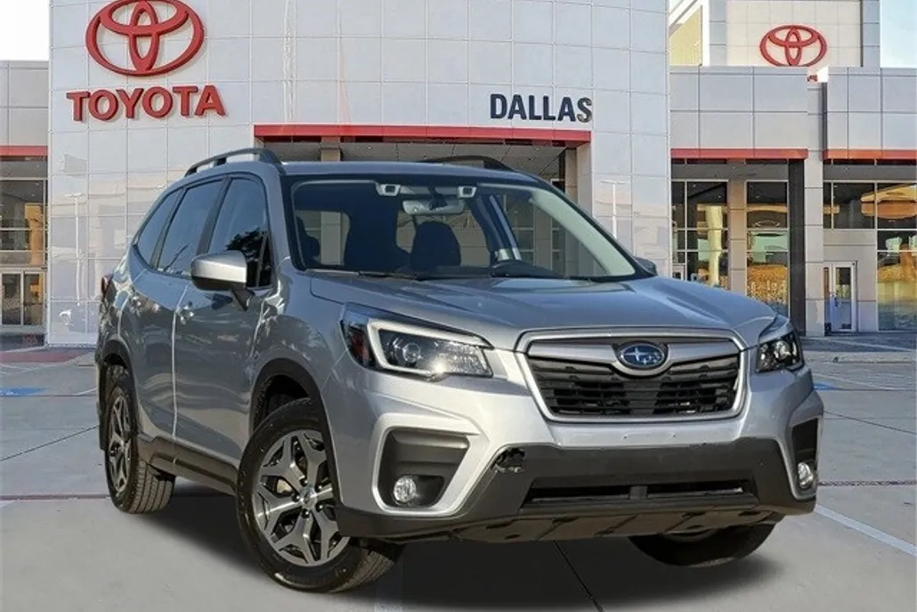 2021 Subaru Forester Premium photo 1
