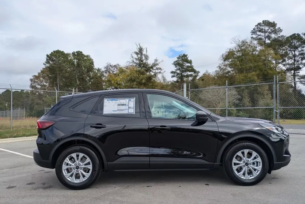 2025 Ford Escape Active photo 1