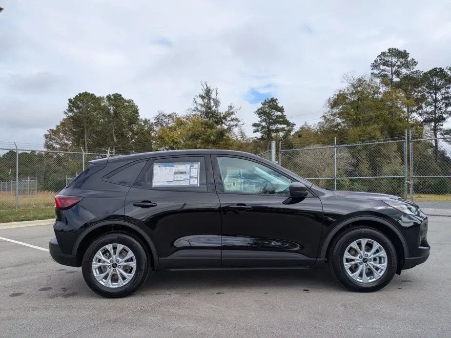 2025 Ford Escape Active photo 1