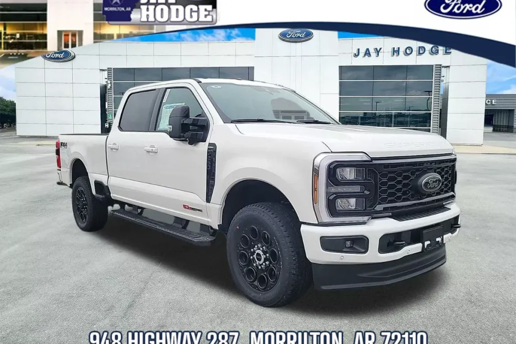 2025 Ford F-250 Lariat photo 1