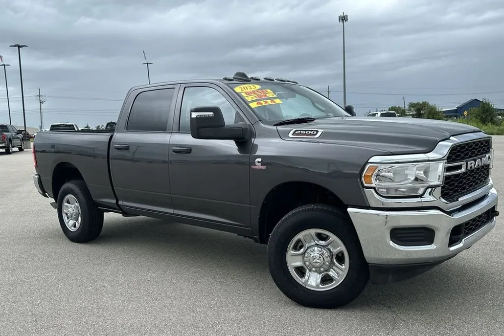 2023 Ram 2500 Tradesman photo 1