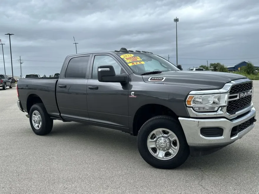 2023 Ram 2500 Tradesman photo 1