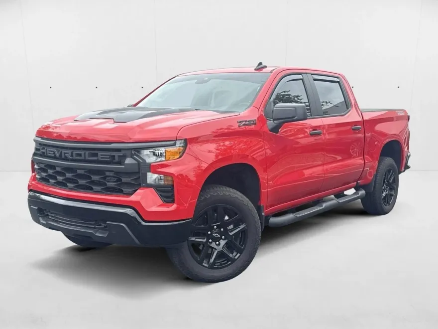 2024 Chevrolet Silverado 1500 Custom Trail Boss photo 1