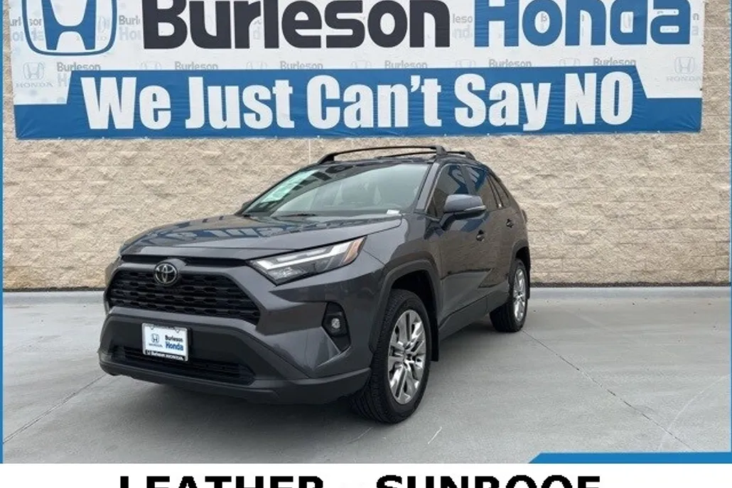 2024 Toyota RAV4 XLE Premium photo 1