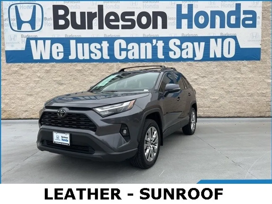 2024 Toyota RAV4 XLE Premium photo 1