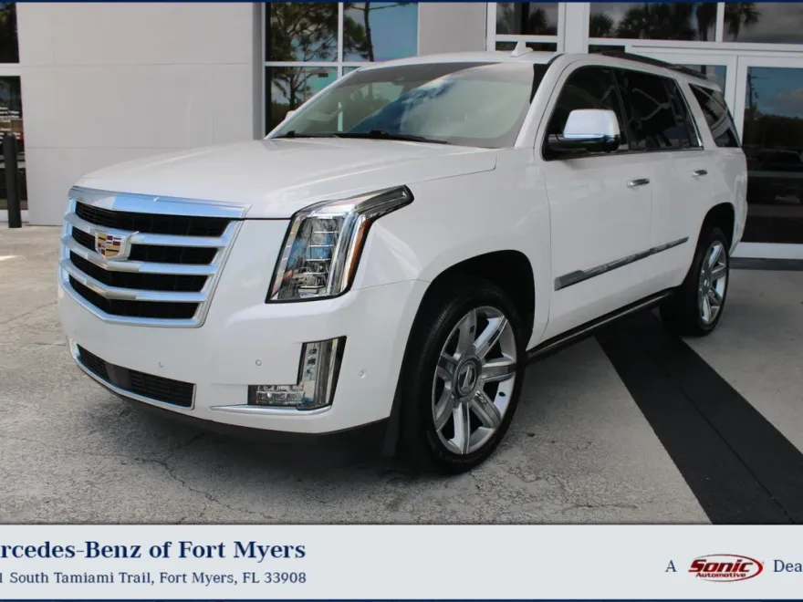 2019 Cadillac Escalade Premium Luxury photo 1