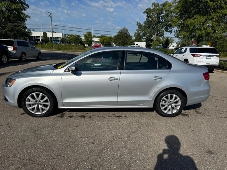 2014 Volkswagen Jetta 1.8T SE photo 1