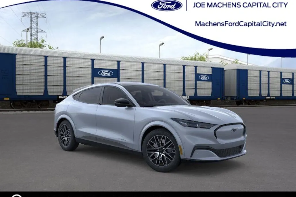 2025 Ford Mustang Mach-E Premium photo 1