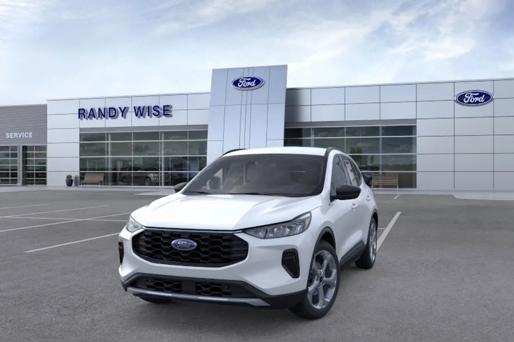 2026 Ford Escape ST-Line photo 1
