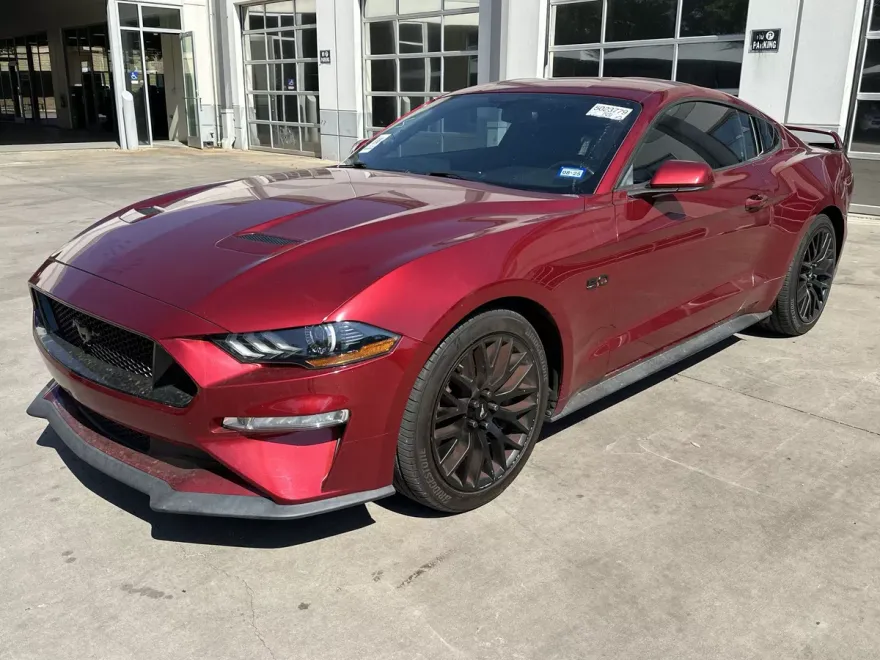 2019 Ford Mustang GT photo 1