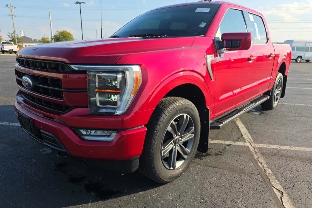 2023 Ford F-150 Lariat photo 1