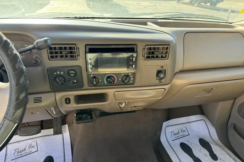2004 Ford F-250 Lariat photo 1