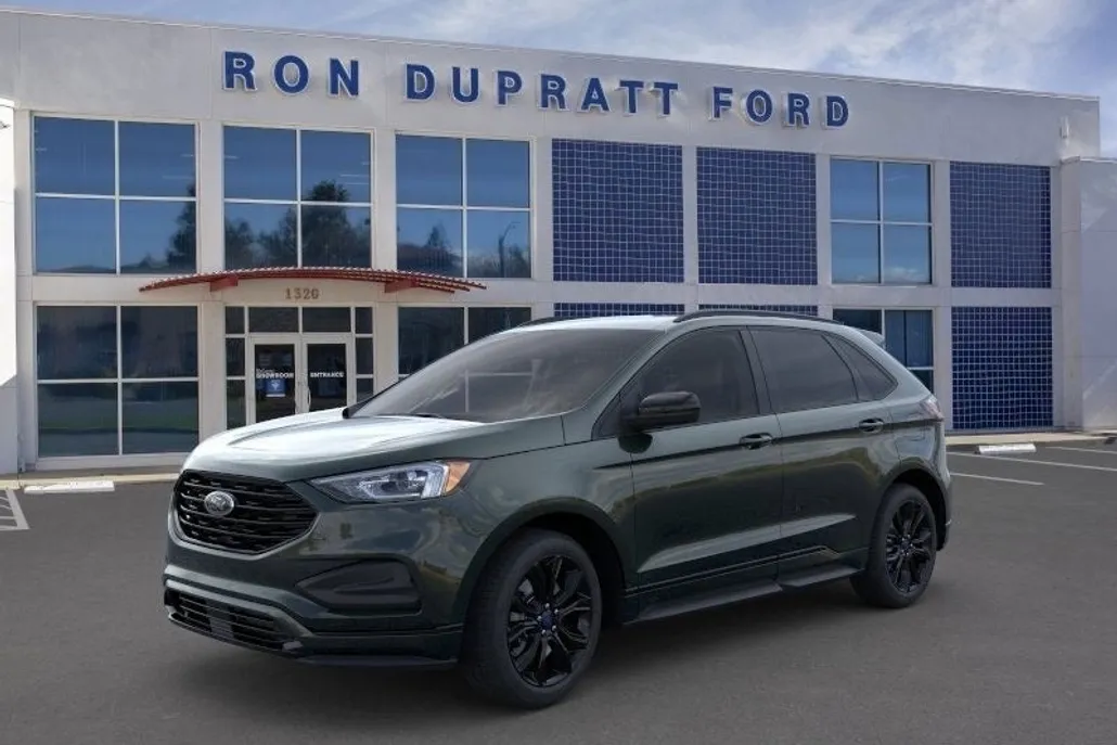 2024 Ford Edge SE photo 1