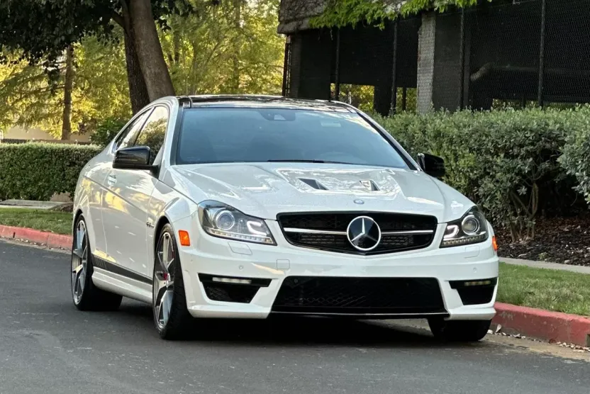 2015 Mercedes Benz C 63 AMG photo 1