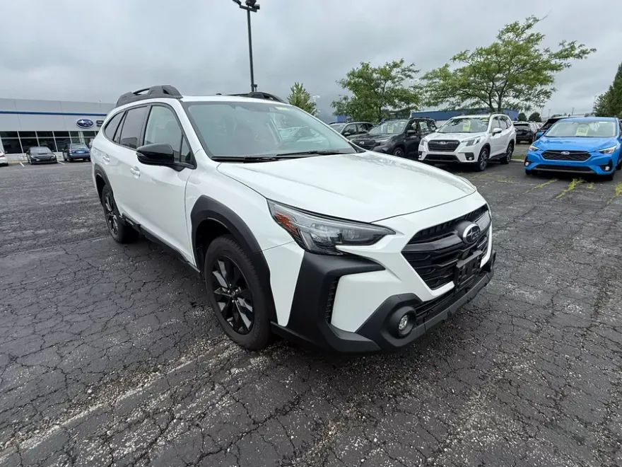 2024 Subaru Outback Onyx Edition photo 1
