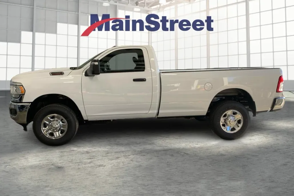2024 Ram 2500 Tradesman photo 1