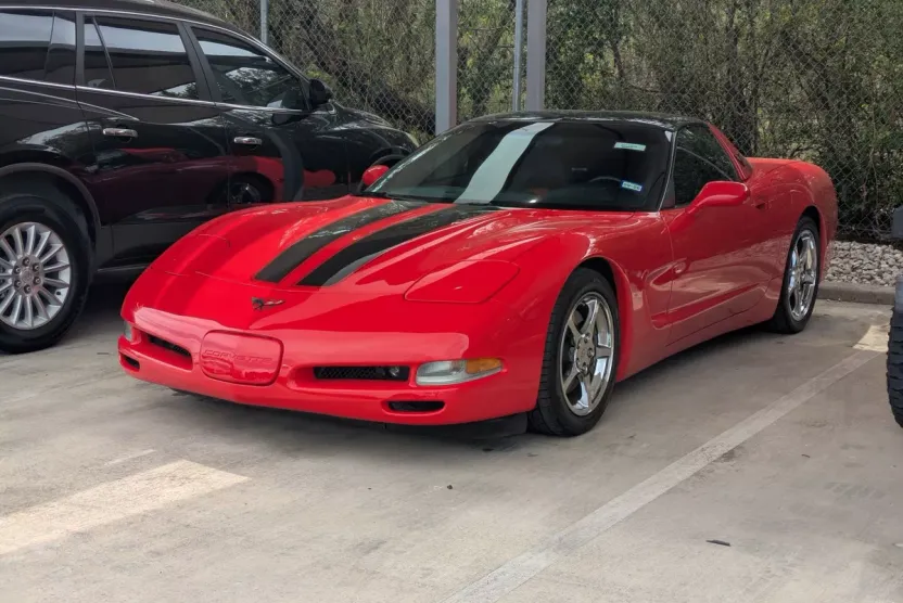 1999 Chevrolet Corvette Base photo 1